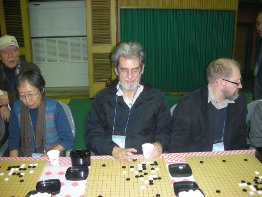 Simultaneous game.<br>From left: Harumi, Francis, Matti.