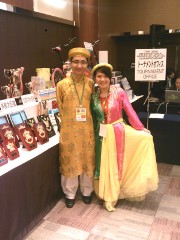 Vietnam pair in national costume