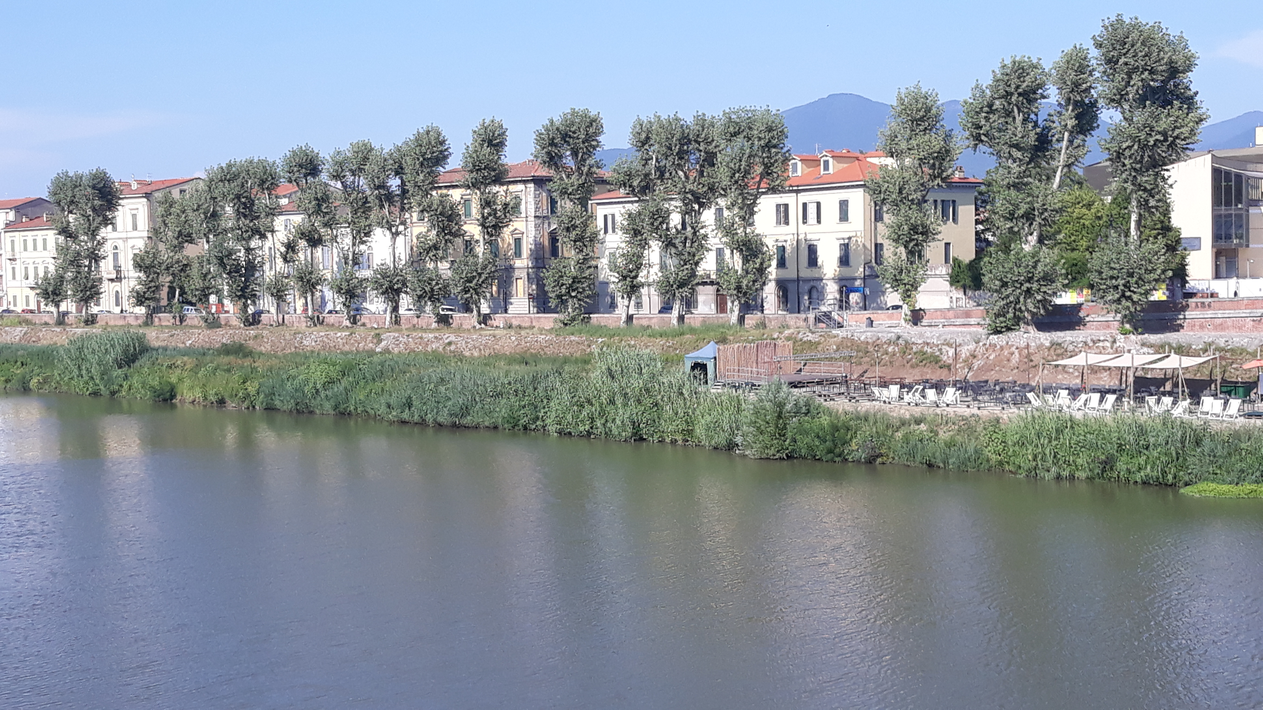 River Arno, Pisa